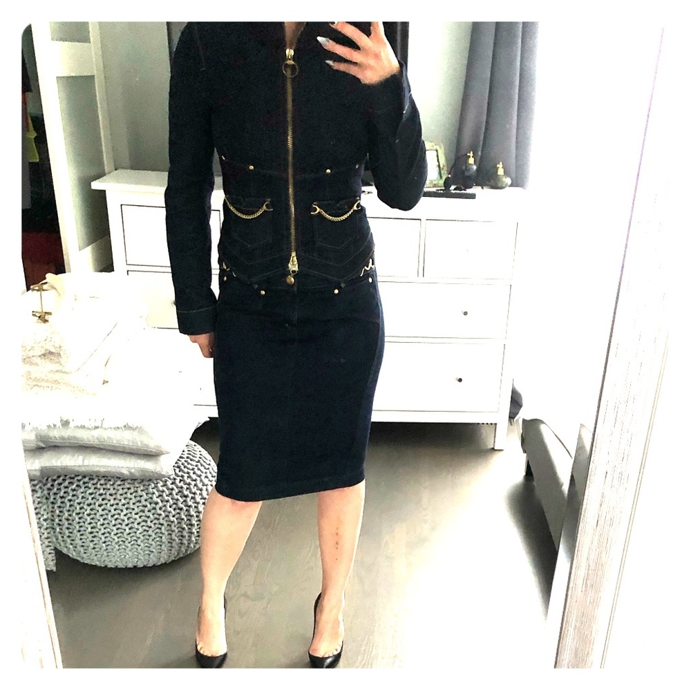 COPY - Armani Exchange skirt suit